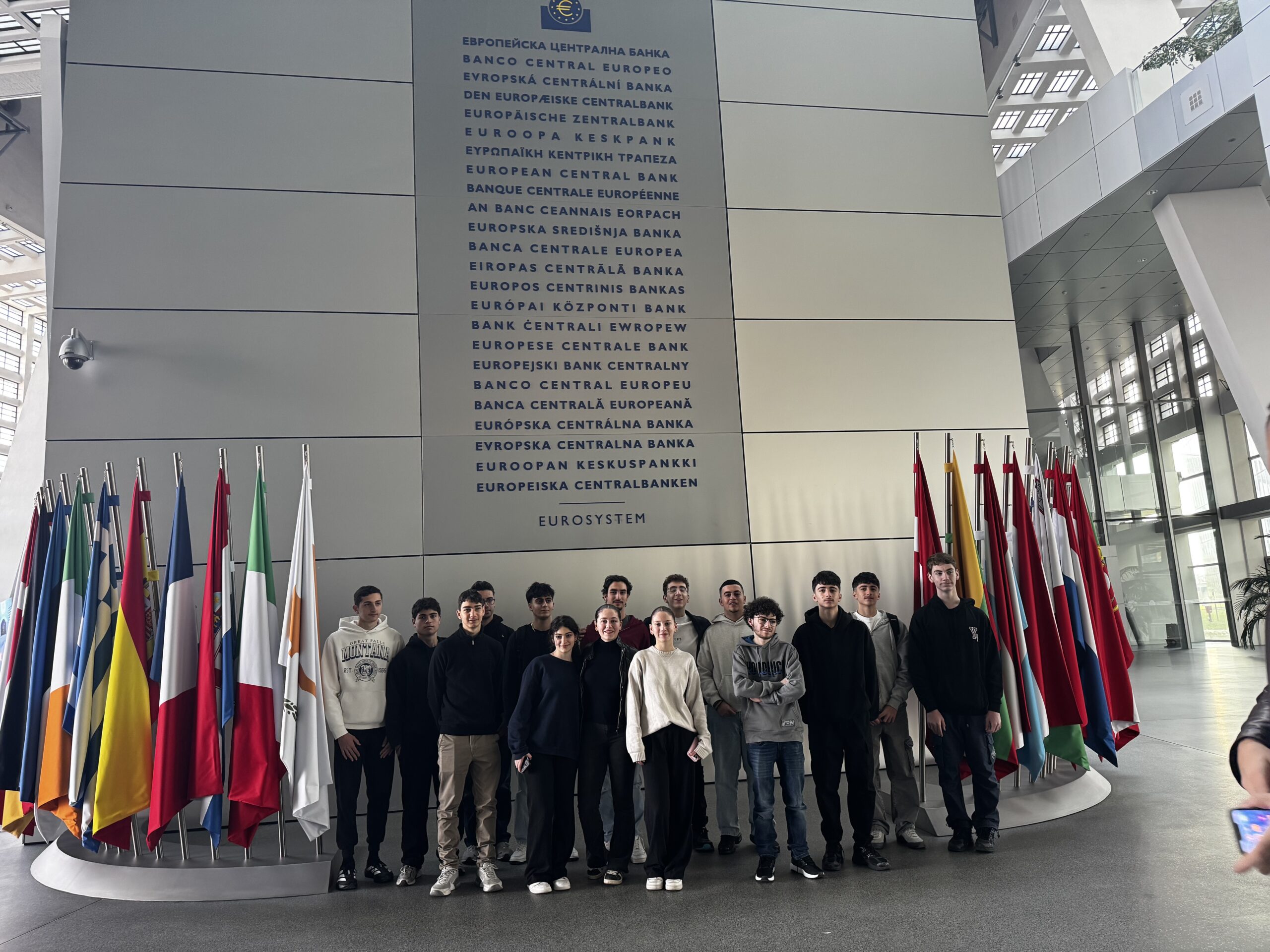 Εκπαιδευτικό Ταξίδι στη Φρανκφούρτη στο πλαίσιο του προγράμματος “You(th) Shape Democracy”